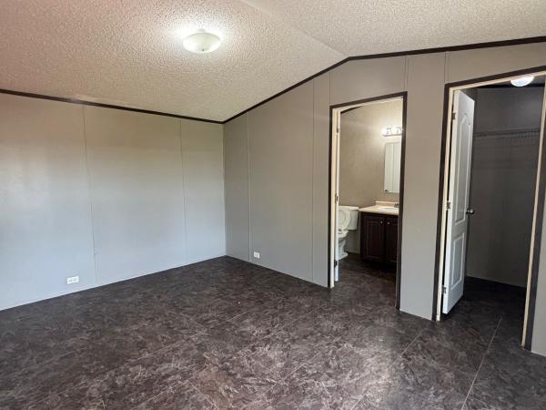 2018 S167232B  Home