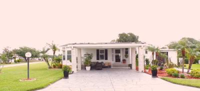 Photo 4 of 41 of home located at 1547 Crooked Stick Loop Lot #554 Lakeland, FL 33801