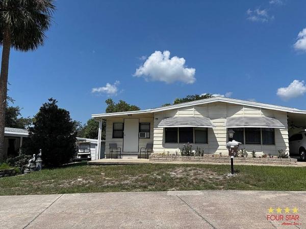 Photo 1 of 2 of home located at 429 Pineview Dr Orange City, FL 32763