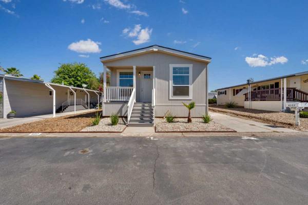 2025 Creekside Manor 3522D Manufactured Home