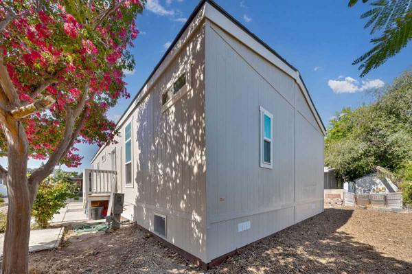 2025 Creekside Manor 3522D Manufactured Home