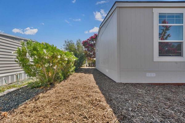 2025 Creekside Manor 3522D Manufactured Home