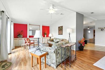 Mobile Home at 1711 SE Lake Evelyn Avenue Crystal River, FL 34429