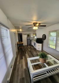 1963 NEWM Mobile Home