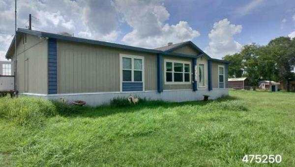 Photo 1 of 1 of home located at 316 County Road 181 Hallettsville, TX 77964