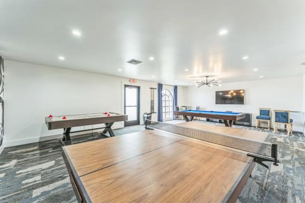 1984 Palm Harbor Manufactured Home