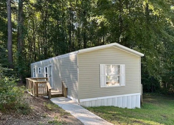 Photo 1 of 2 of home located at 7000 Goodson Rd. Lot 527 Union City, GA 30291