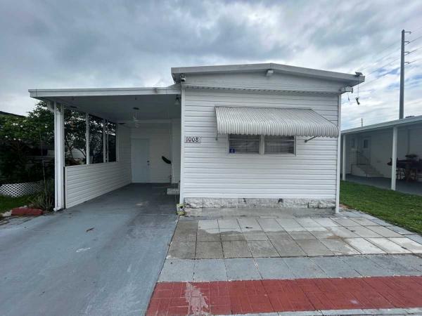 Photo 2 of 1 of home located at 1008 Cedar Ave Saint Cloud, FL 34769