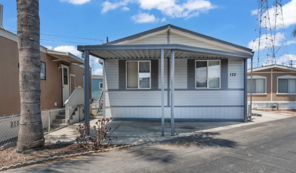 2004 2004 Mobile Home For Sale