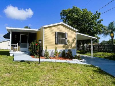 Mobile Home at 918 Reed Canal Rd Lot 234 South Daytona, FL 32119