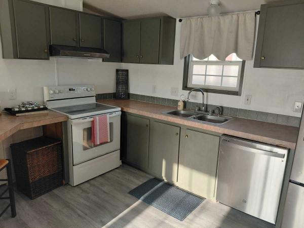 2004 Fleetwood MH Manufactured Home