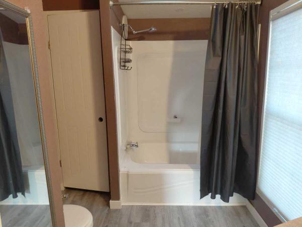 2004 Fleetwood MH Manufactured Home