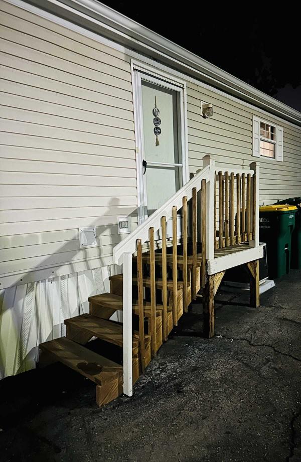 2004 Fleetwood MH Manufactured Home