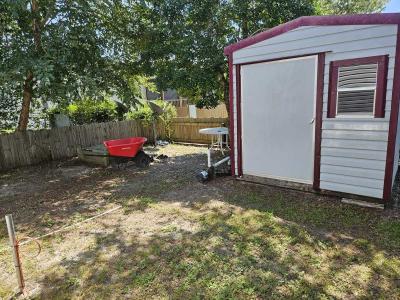 Photo 4 of 24 of home located at 2240 Musket Drive Navarre, FL 32566
