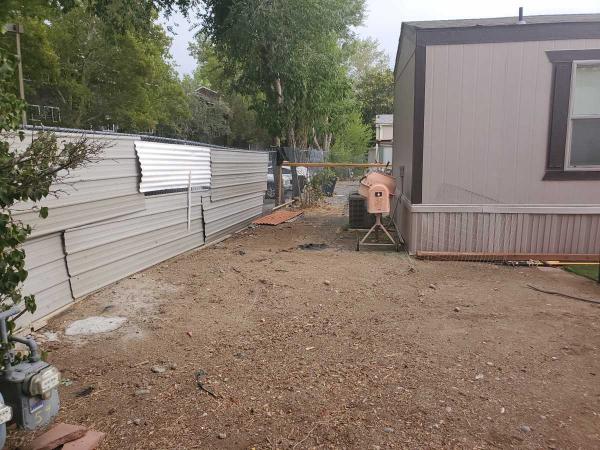 2005 Redman  Cascade Redman  Manufactured Home