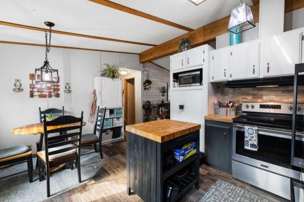 1986 GUERDON Manufactured Home