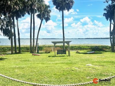 Photo 4 of 26 of home located at 1208 Lee Street, Lot 183 Leesburg, FL 34748