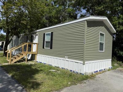 Photo 2 of 17 of home located at 1712 S. Dixie Hwy #214 Crete, IL 60417