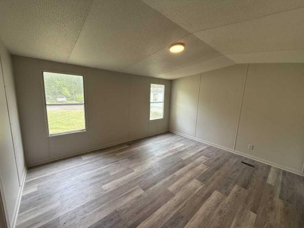 2001 Mobile Home