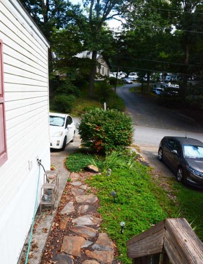 Mobile Home at 40 Scenic Drive Asheville, NC 28805