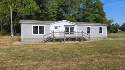Mobile Home at 201 Primrose St Russell Springs, KY 42642