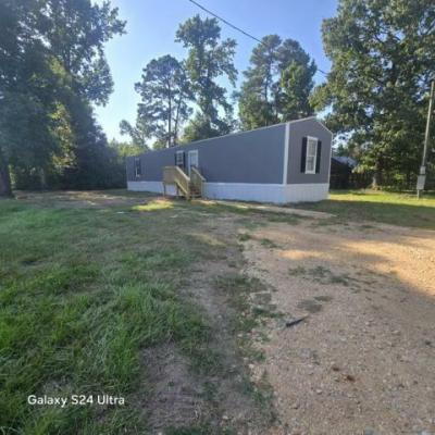 Mobile Home at 247 Canyon Park Ln Onalaska, TX 77360