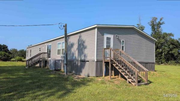 Photo 1 of 2 of home located at 2187 High Road Marianna, FL 32448