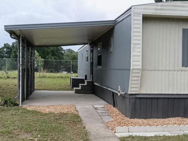 1983 LIBE Manufactured Home