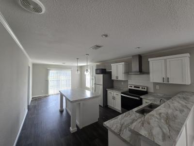 Photo 3 of 8 of home located at 416 Mill Run Avenue Kyle, TX 78640