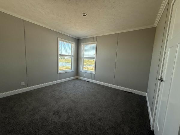 2025 Skyline LH28810 (3BR) Mobile Home