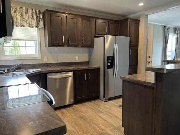 2022 Champion ESDA24403 Mobile Home