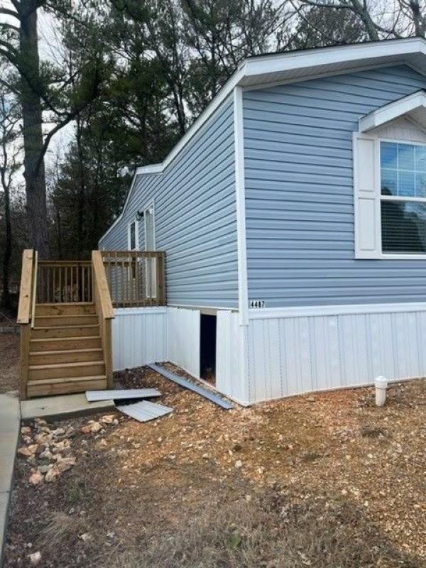 2022 Clayton Homes Inc Community Series Mobile Home