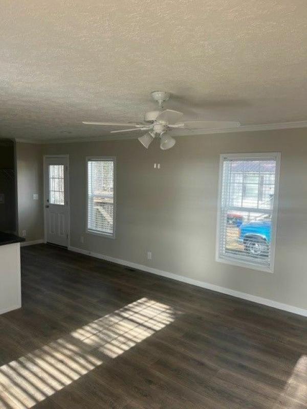 2022 Clayton Homes Inc Community Series Mobile Home