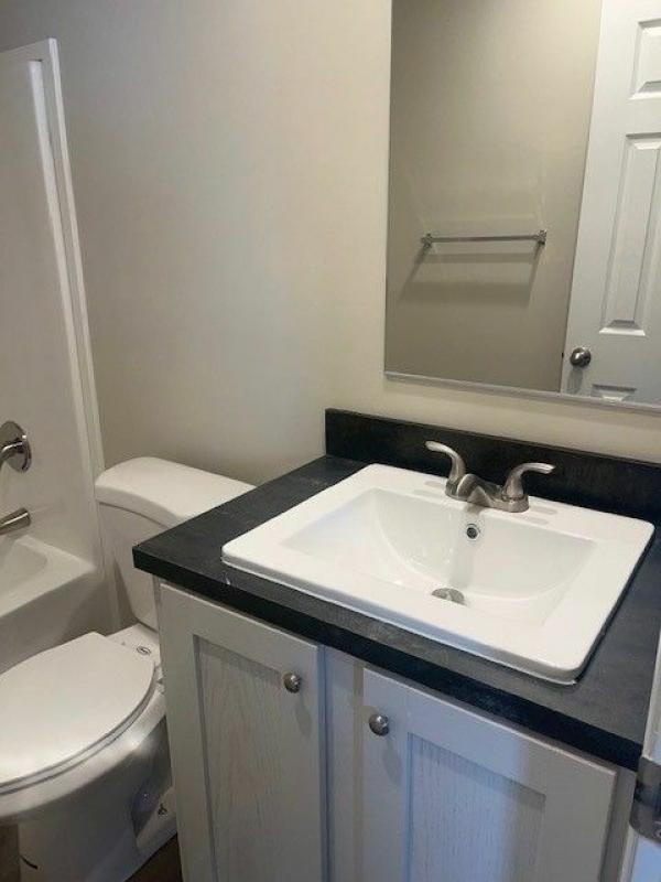 2022 Clayton Homes Inc Community Series Mobile Home