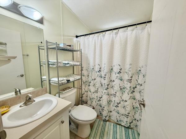 2004 KEYL 05610471SA/B Mobile Home