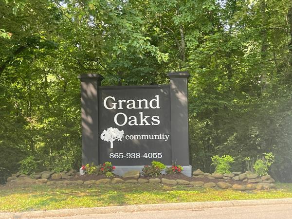 Photo 1 of 2 of home located at 7804 Stanely Rd Lot #143 Powell, TN 37849