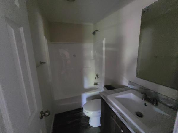 2021 Clayton Homes Inc Community Series Mobile Home