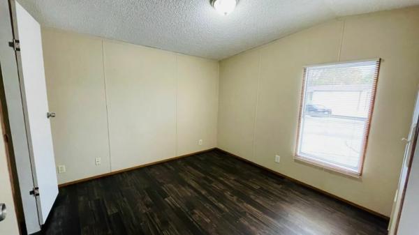 2017 American Homestar Corp Oak Creek Mobile Home