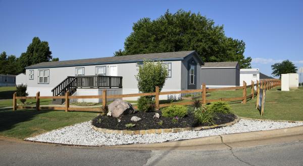 1999 Oakwood Homes Corp Oakwood 1100 Series Mobile Home