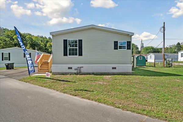 2025 EAGLE RIVER 58 LC-52G351  Home