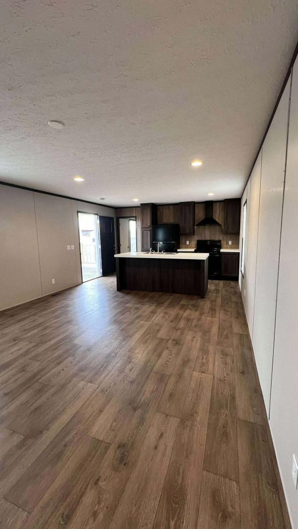 2022 Clayton Homes Inc Miyo Mobile Home
