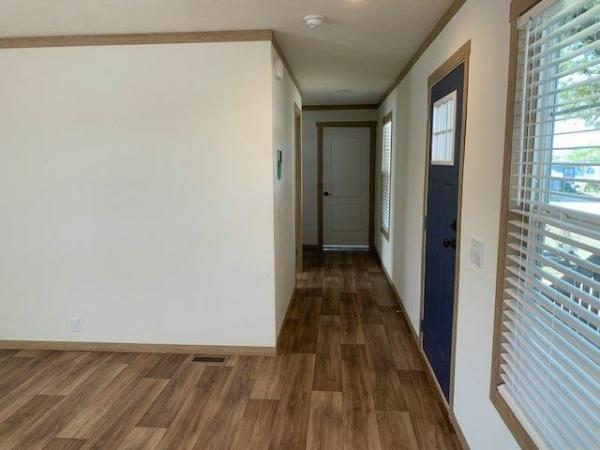2022 Clayton Homes Inc 5 Point Collection Mobile Home