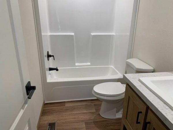 2022 Clayton Homes Inc 5 Point Collection Mobile Home