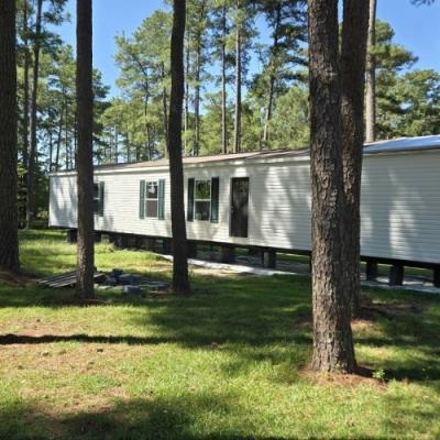 Photo 3 of 5 of home located at 117 Joseph Dr. Raeford, NC 28376