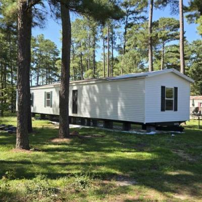 Photo 4 of 5 of home located at 117 Joseph Dr. Raeford, NC 28376