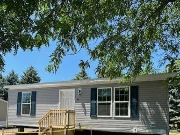 Photo 1 of 2 of home located at 360 E. Tuttle Rd., #9 Ionia, MI 48846