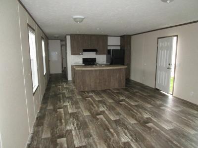 Mobile Home at 120 Virginia Ave Lot 120Va Elyria, OH 44035