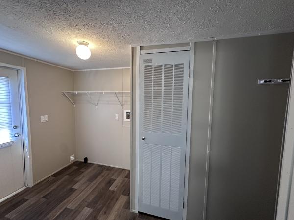 2022 47TRU28483RH22  Home