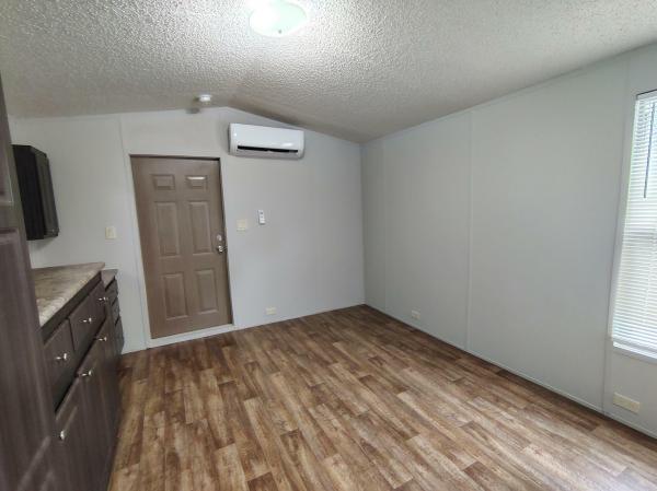 2019 580BE443XHE33328G  Home