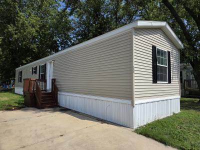 Mobile Home at 106 Vermillion Est Pontiac, IL 61764
